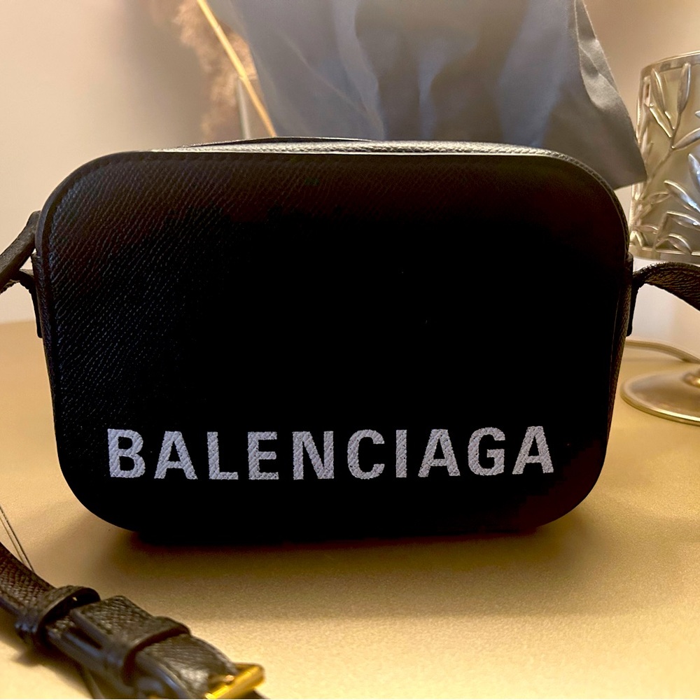Balenciaga Ville xs camera bag